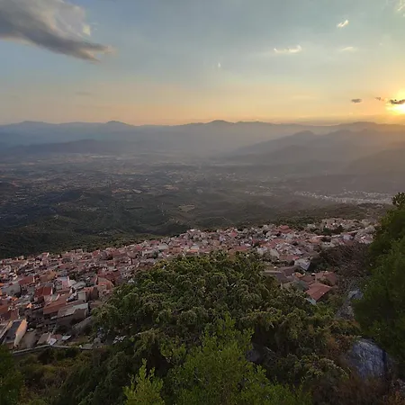 Dommu De Nannai Moro: Con Terrazza 度假居 *