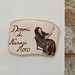 Casa vacanze Dommu De Nannai Moro: Con Terrazza *