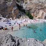 Dommu De Nannai Moro: Con Terrazza * Baunei