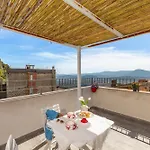 Prázdninový dům Dommu De Nannai Moro: Con Terrazza Baunei