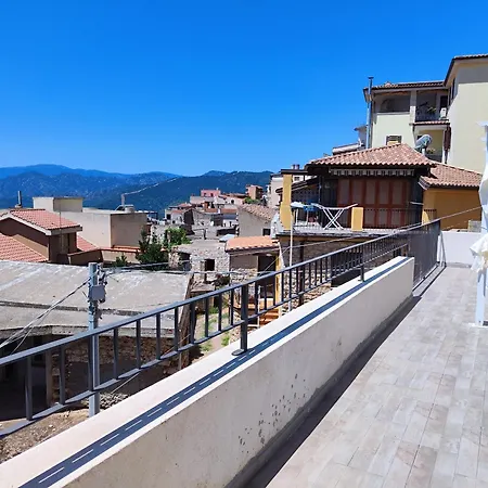 Dommu De Nannai Moro: Con Terrazza * Baunei