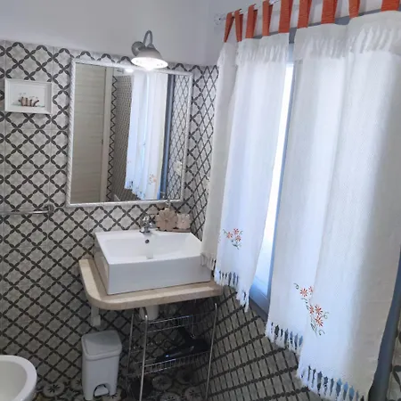 Dommu De Nannai Moro: Con Terrazza