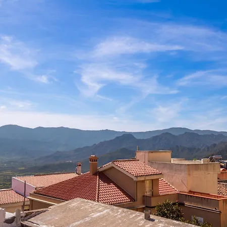 Dommu De Nannai Moro: Con Terrazza * Baunei